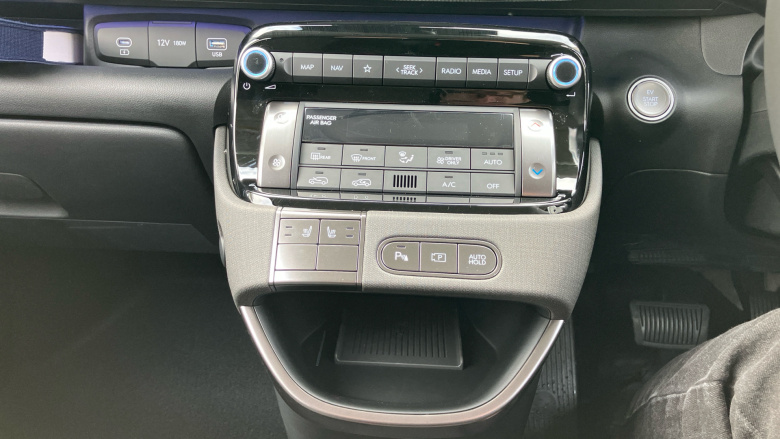 Hyundai INSTER 85kW 02 49kWh 5dr Auto Electric Hatchback